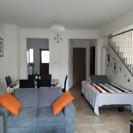 Holiday home Loucas Townhouse